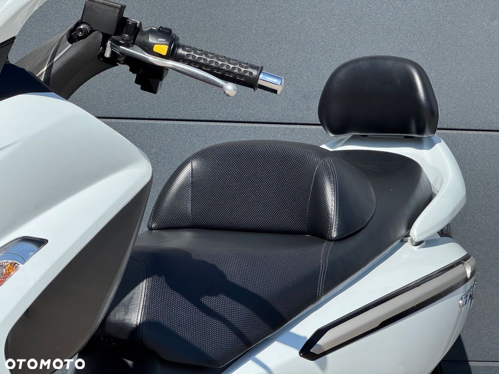 SYM GTS - 25