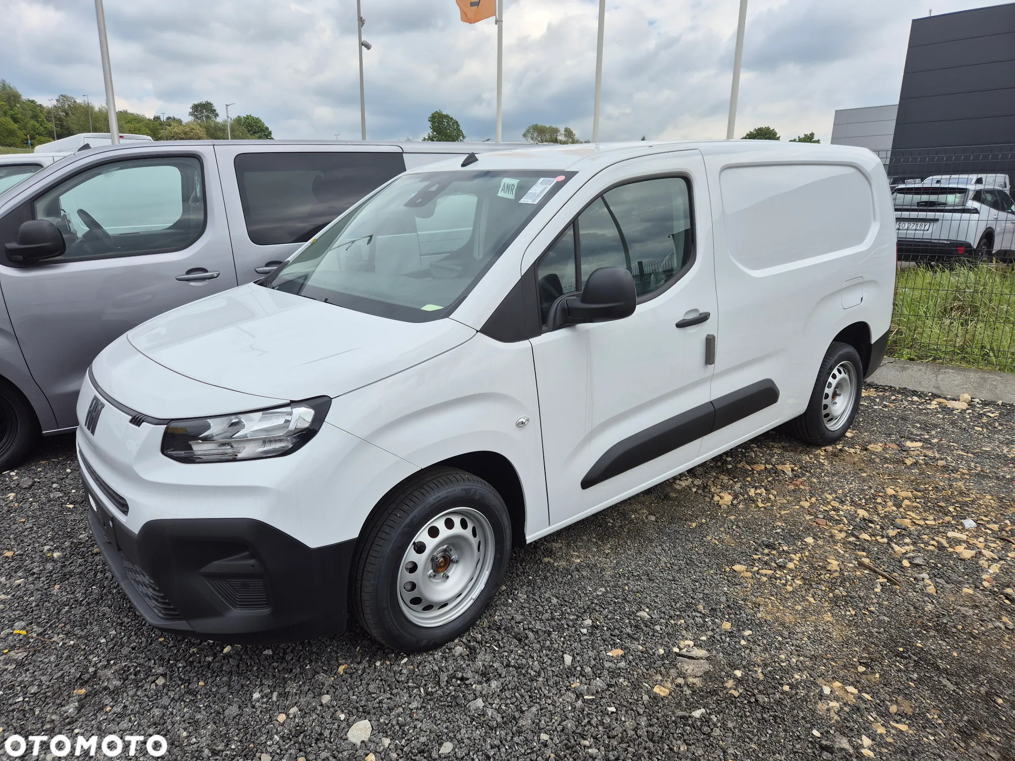 Fiat DOBLO SERIE 3 Van L2 LONG 950 1.5 BHDi 100KM !! MEGA RABAT !! OD RĘKI !! - 2