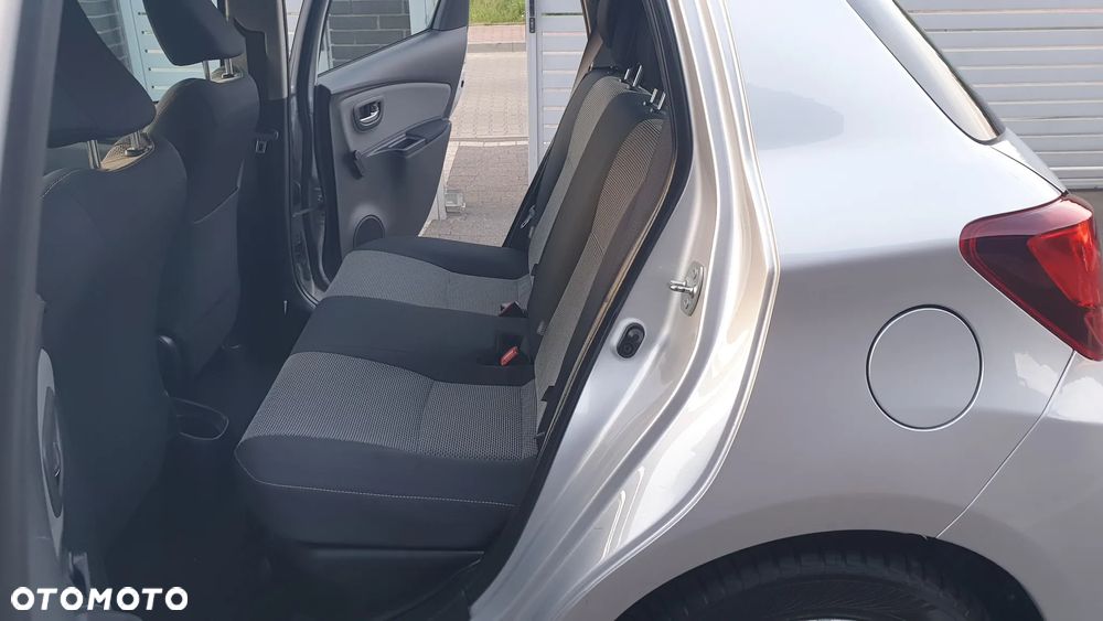 Toyota Yaris - 20