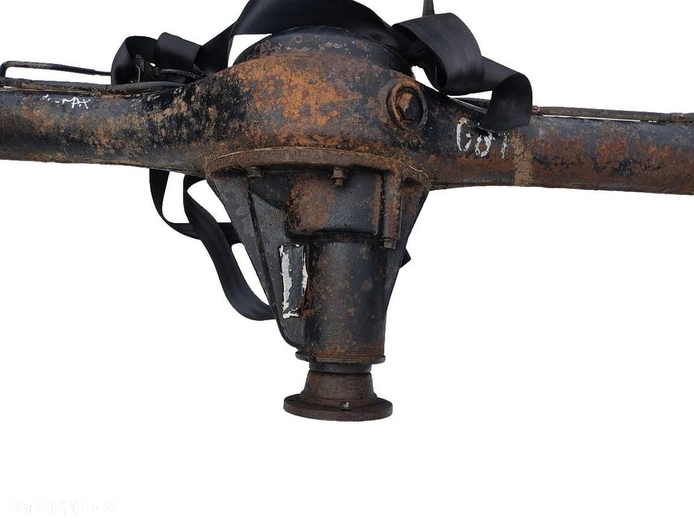 most tył tylny isuzu d-max i 3.0 td 4jj1 2002-2007 - 8