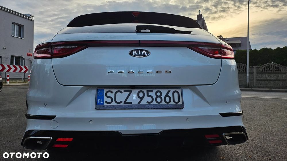 Kia ProCeed 1.6 T-GDI GT DCT - 6