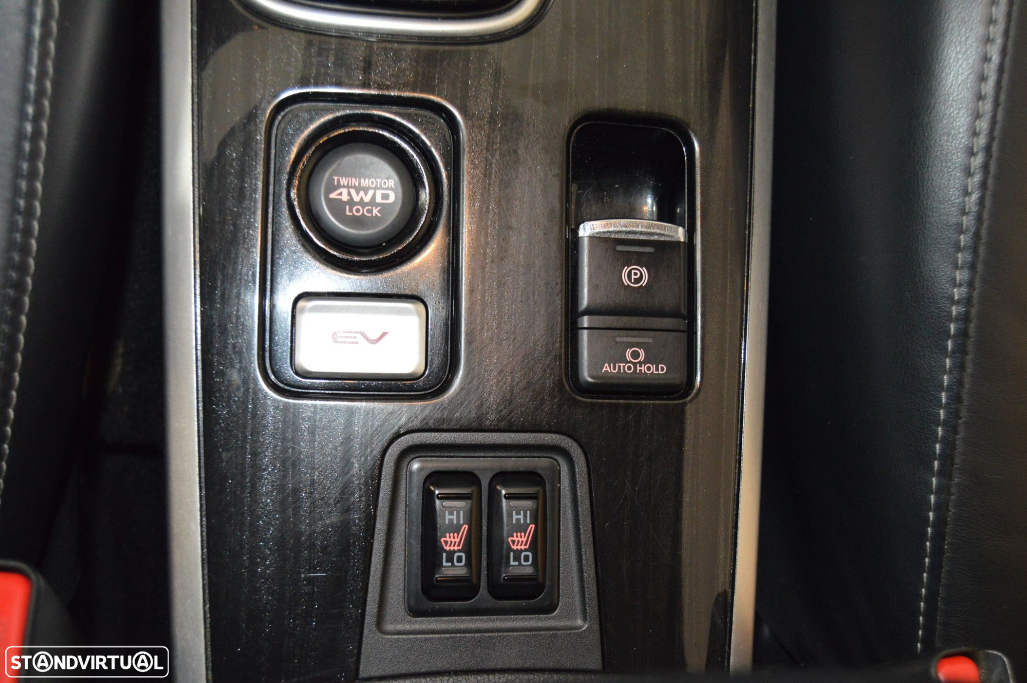 Mitsubishi Outlander 2.0 PHEV Instyle Navi - 40
