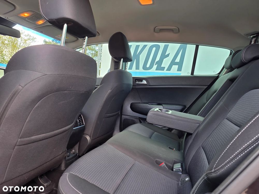 Kia Sportage 1.6 T-GDI 2WD Black Edition - 16