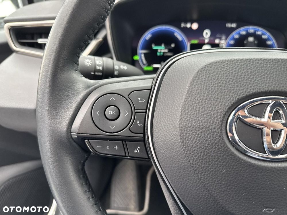 Toyota Corolla 1.8 Hybrid Style - 18