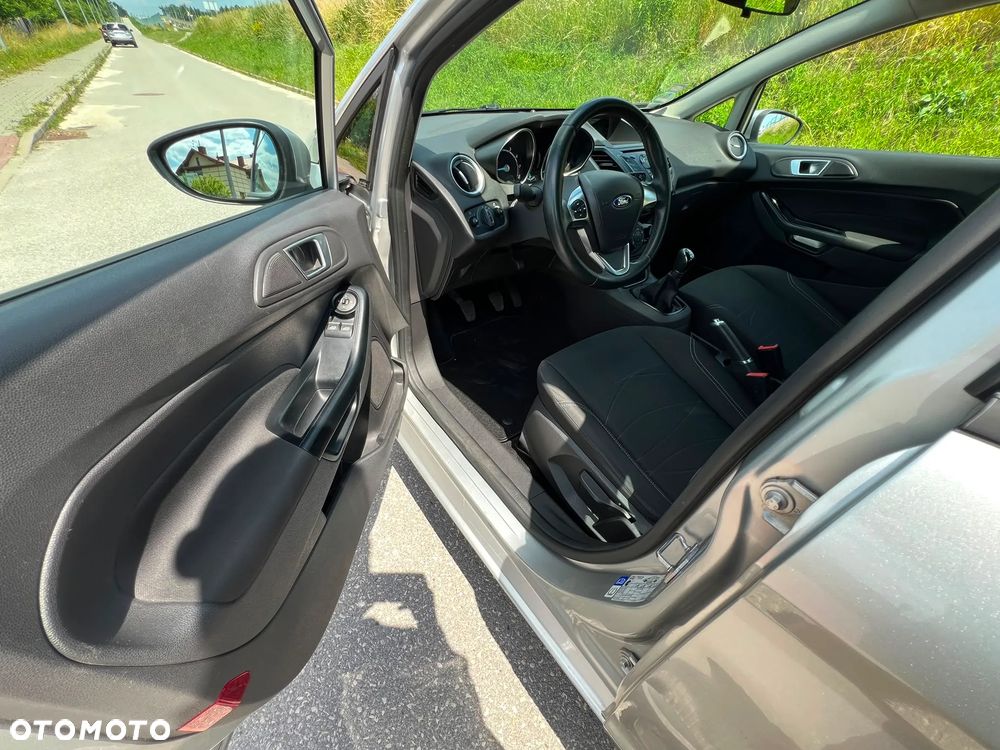 Ford Fiesta 1.25 Trend SVP - 29