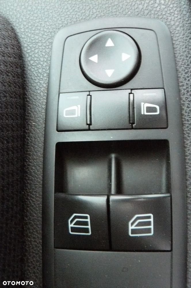 Mercedes-Benz Klasa A - 34