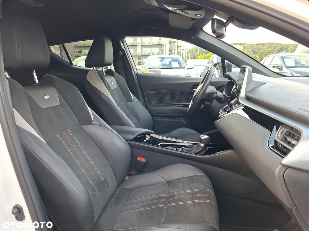 Toyota C-HR 1.8 Hybrid GPF GR Sport - 23