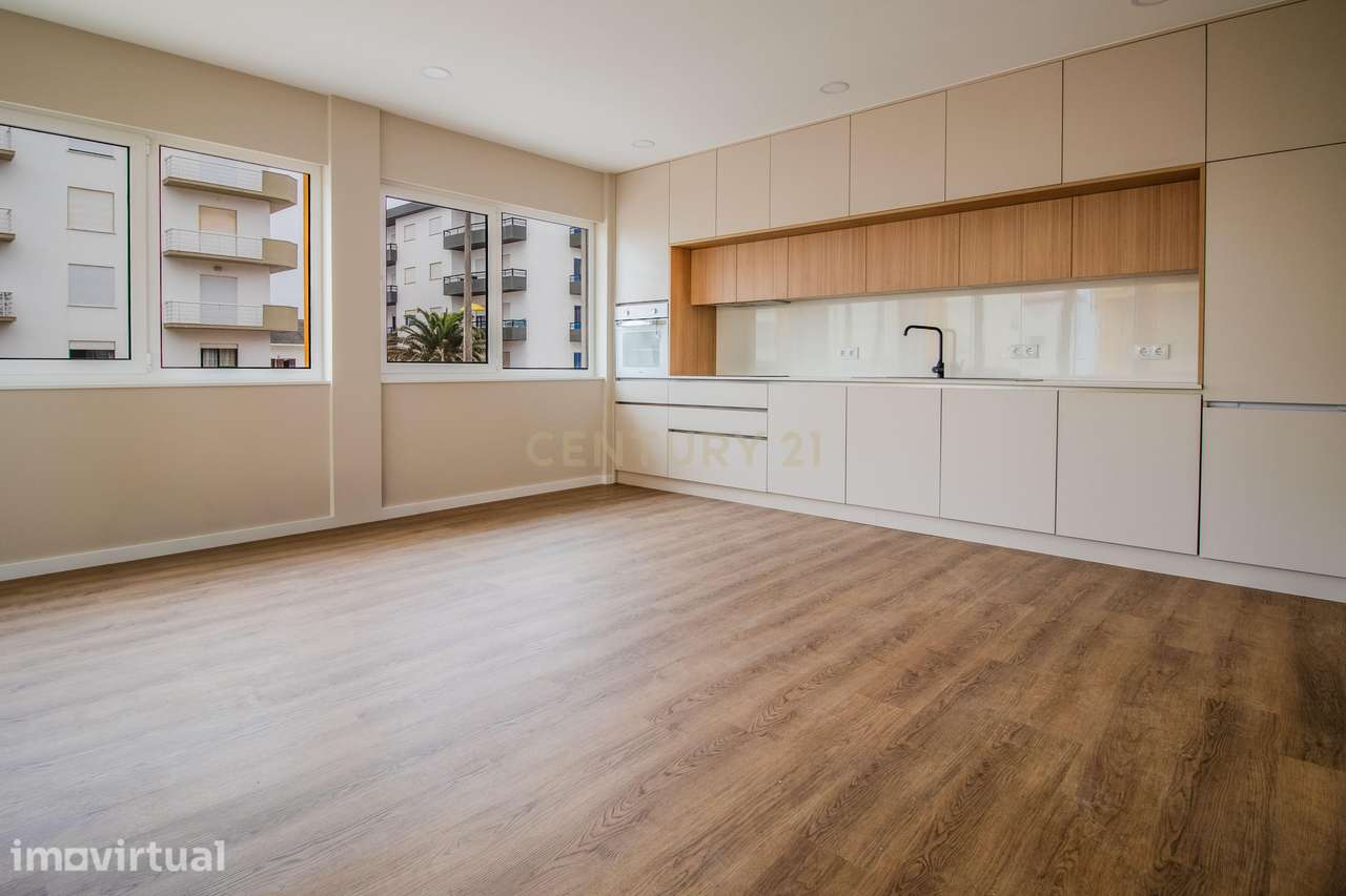 Apartamento T2 remodelado na Praia de Quiaios - Grande imagem: 2/14