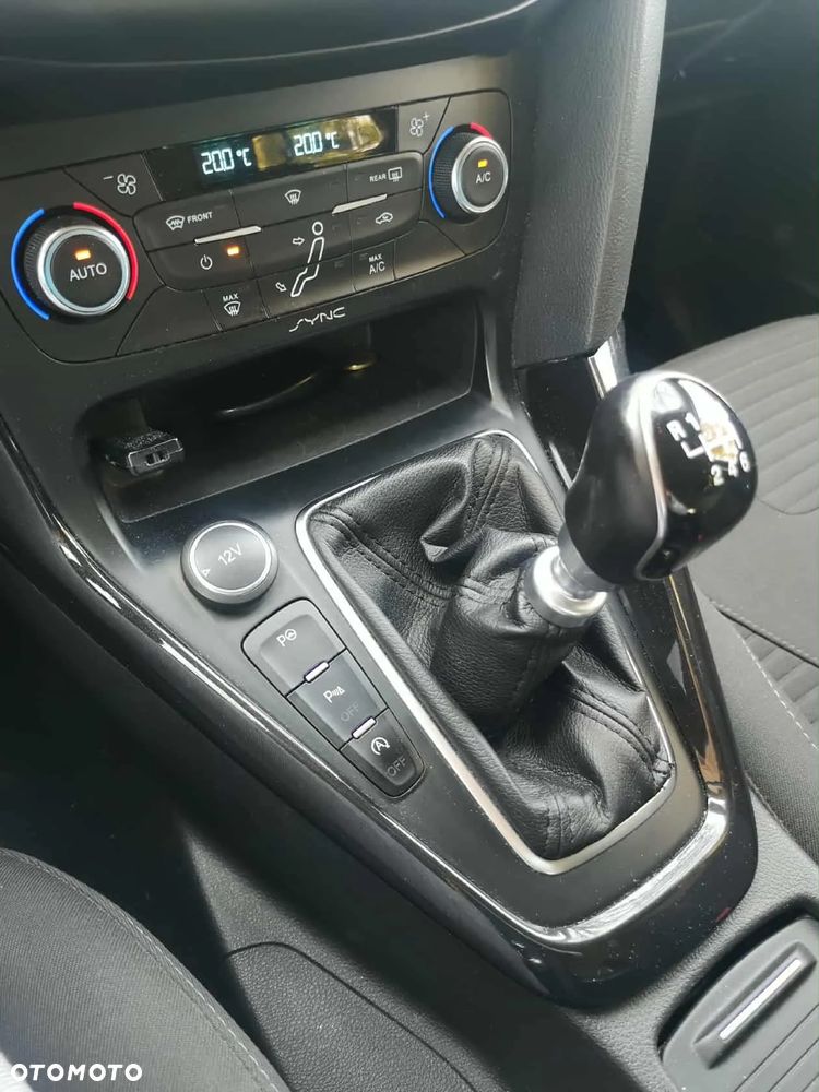 Ford Focus 1.0 EcoBoost Trend - 15