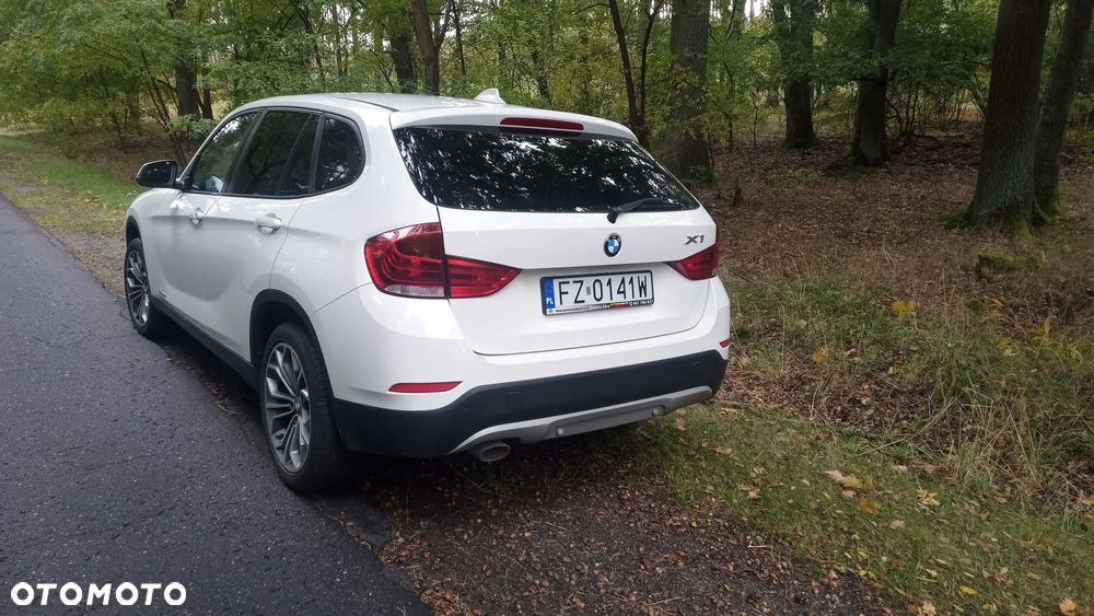 BMW X1 sDrive18d - 13