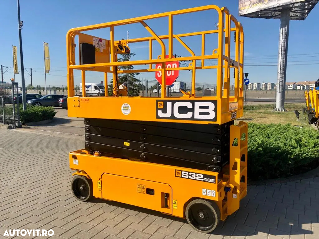 JCB S3246E - 5