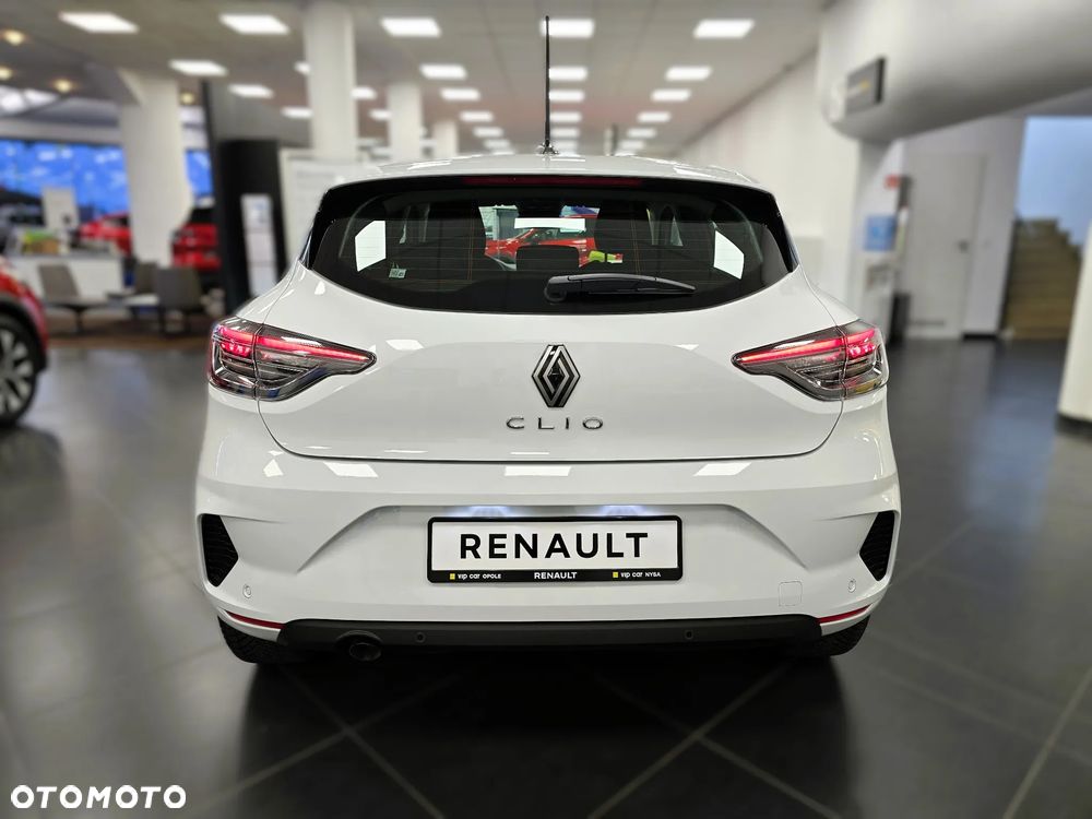 Renault Clio - 7