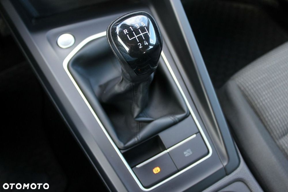 Volkswagen Golf 1.0 TSI - 18