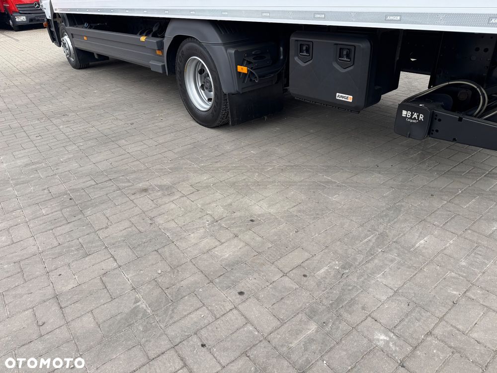 Mercedes-Benz ATEGO - 25