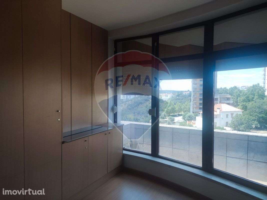 Escritório  para arrendamento - Grande imagem: 4/17