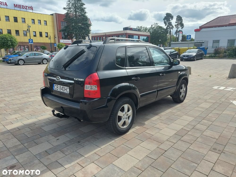 Hyundai Tucson 2.0 Comfort 2WD - 3