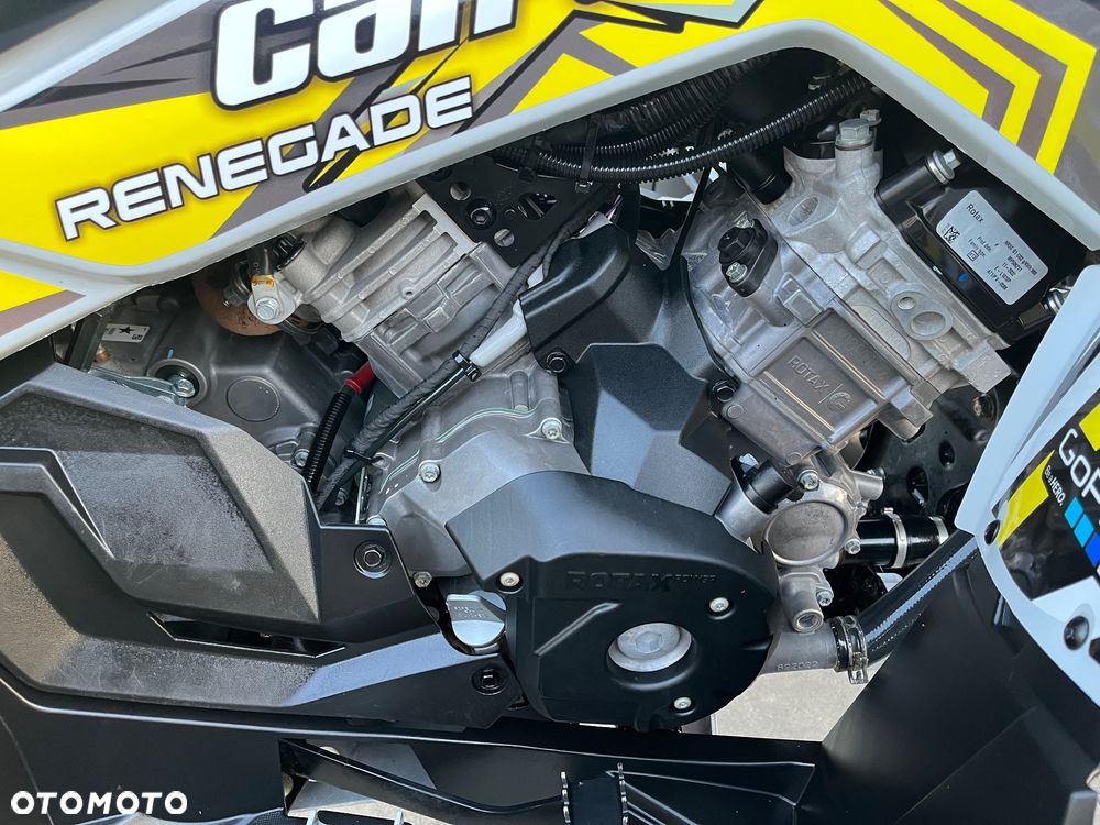 Can-Am Renegade - 9
