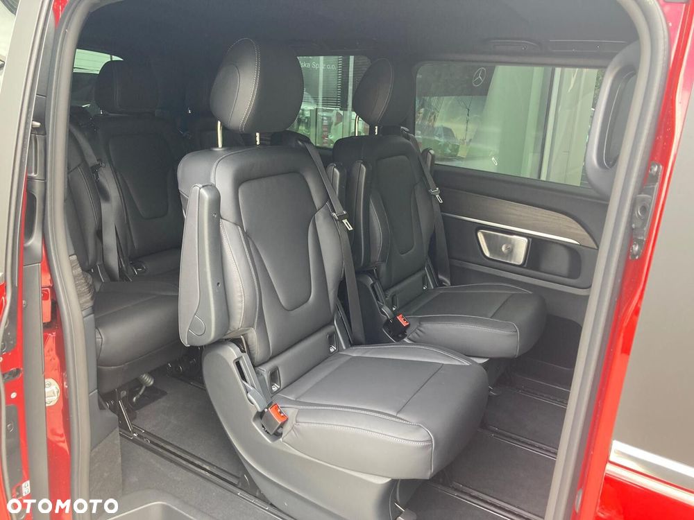 Mercedes-Benz Klasa V - 26