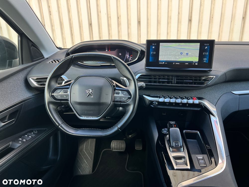 Peugeot 3008 1.5 BlueHDi Allure Pack S&S EAT8 - 19
