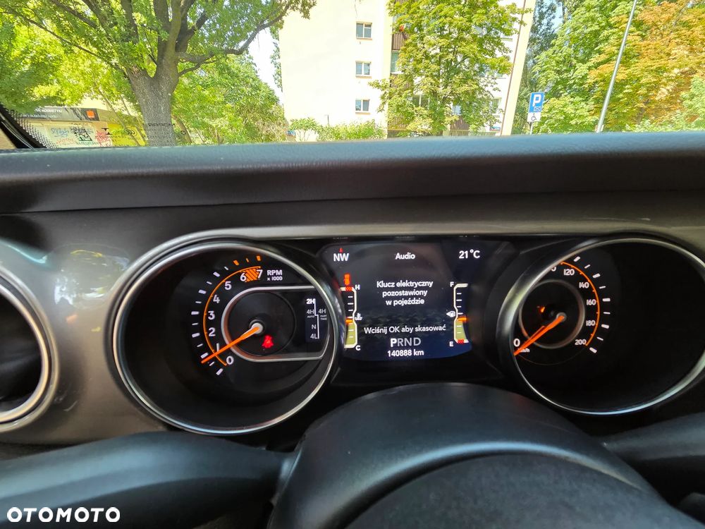 Jeep Wrangler Unlimited GME 2.0 Turbo Sahara - 19