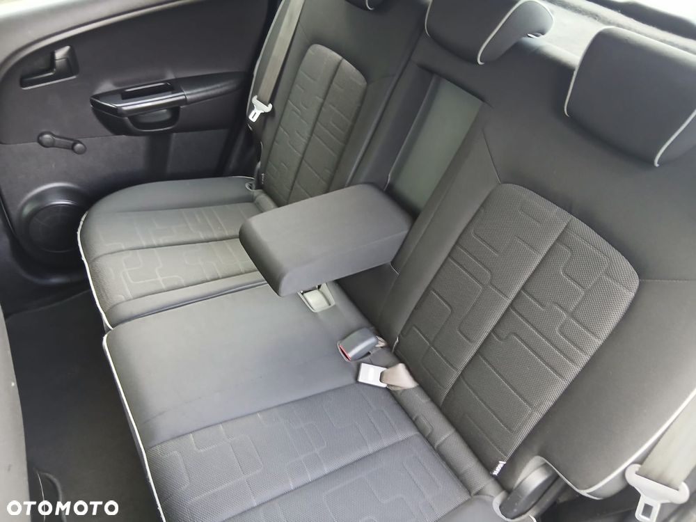 Kia Venga 1.4 CVVT Dream Team Edition - 35