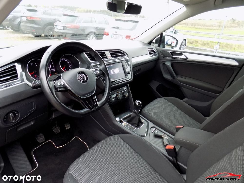 Volkswagen Tiguan - 18