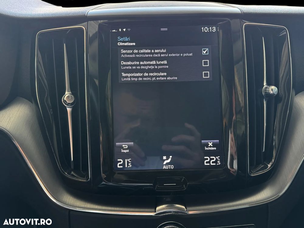 Volvo XC 60 D4 AWD Geartronic Momentum - 36