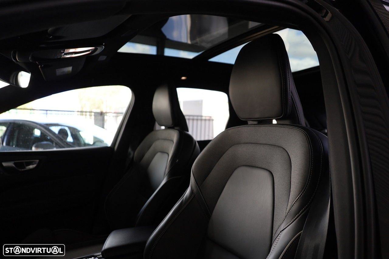 Volvo XC 60 2.0 T6 PHEV Black Edition AWD - 7