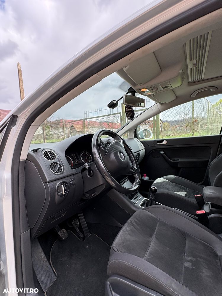 Volkswagen Golf Plus 2.0 TDI Comfortline - 9