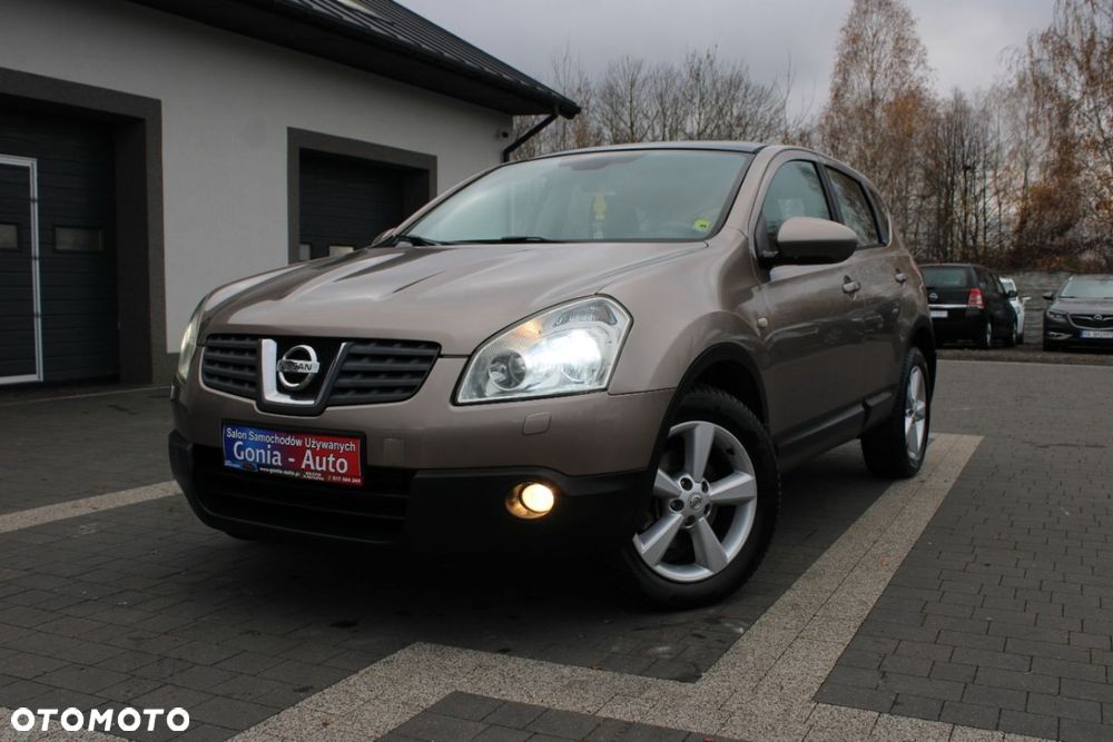 Nissan Qashqai 2.0 dCi 4 x 4 DPF tekna - 2