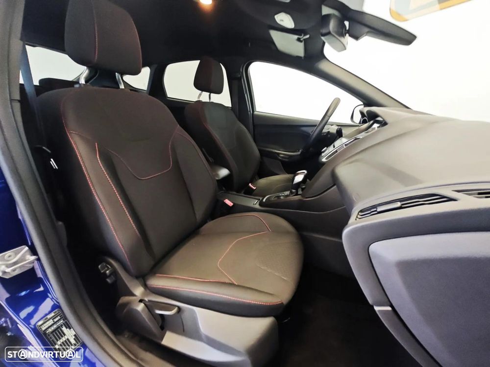 Ford Focus 1.0 EcoBoost ST-Line Aut. - 47