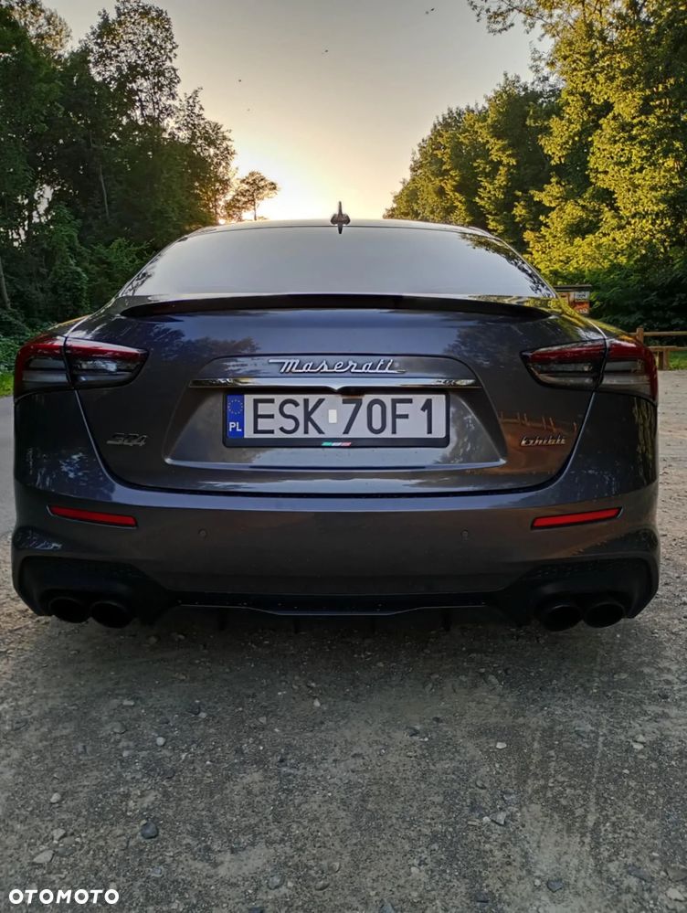 Maserati Ghibli - 15