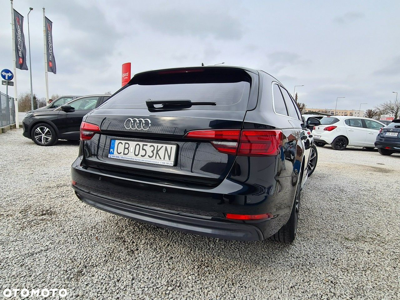 Audi A4 Avant 2.0 TDI DPF clean diesel multitronic S line Sportpaket - 2