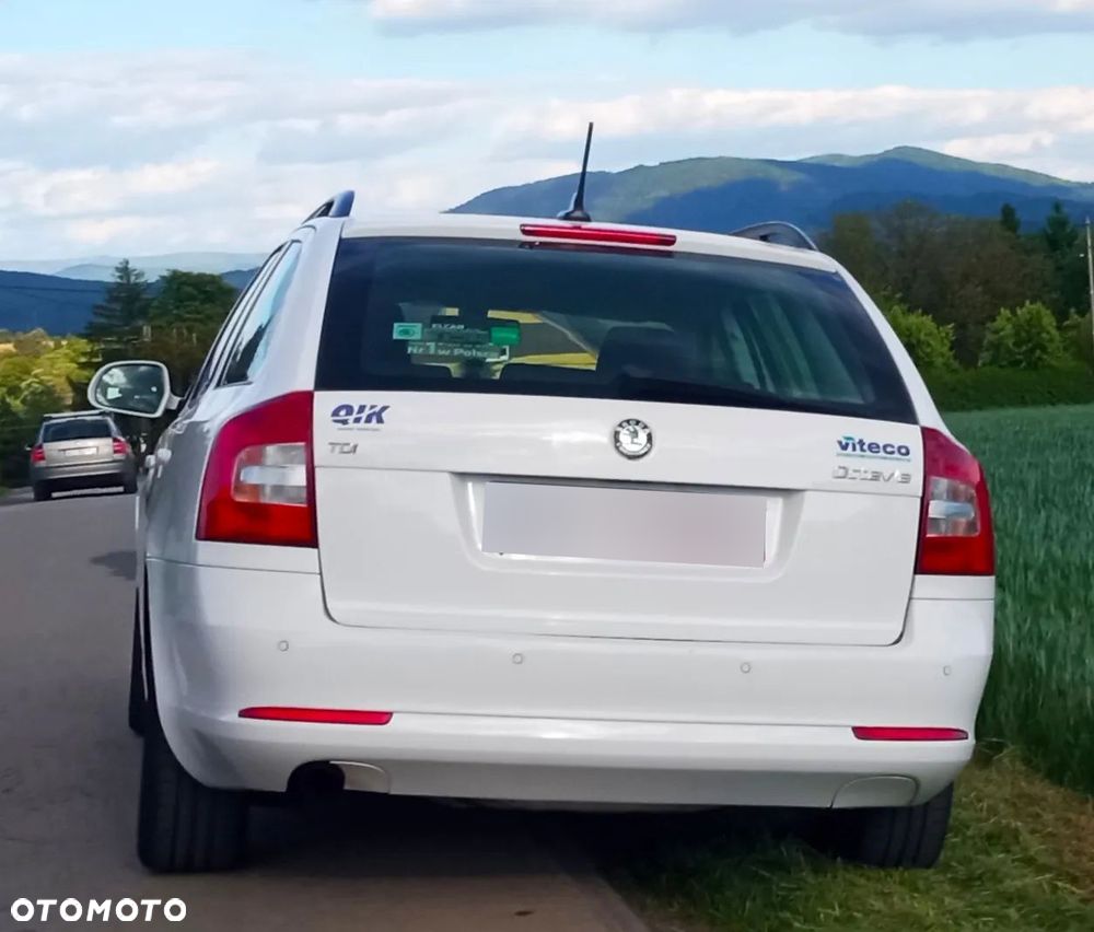 Skoda Octavia 2.0 TDI DPF Ambiente - 4