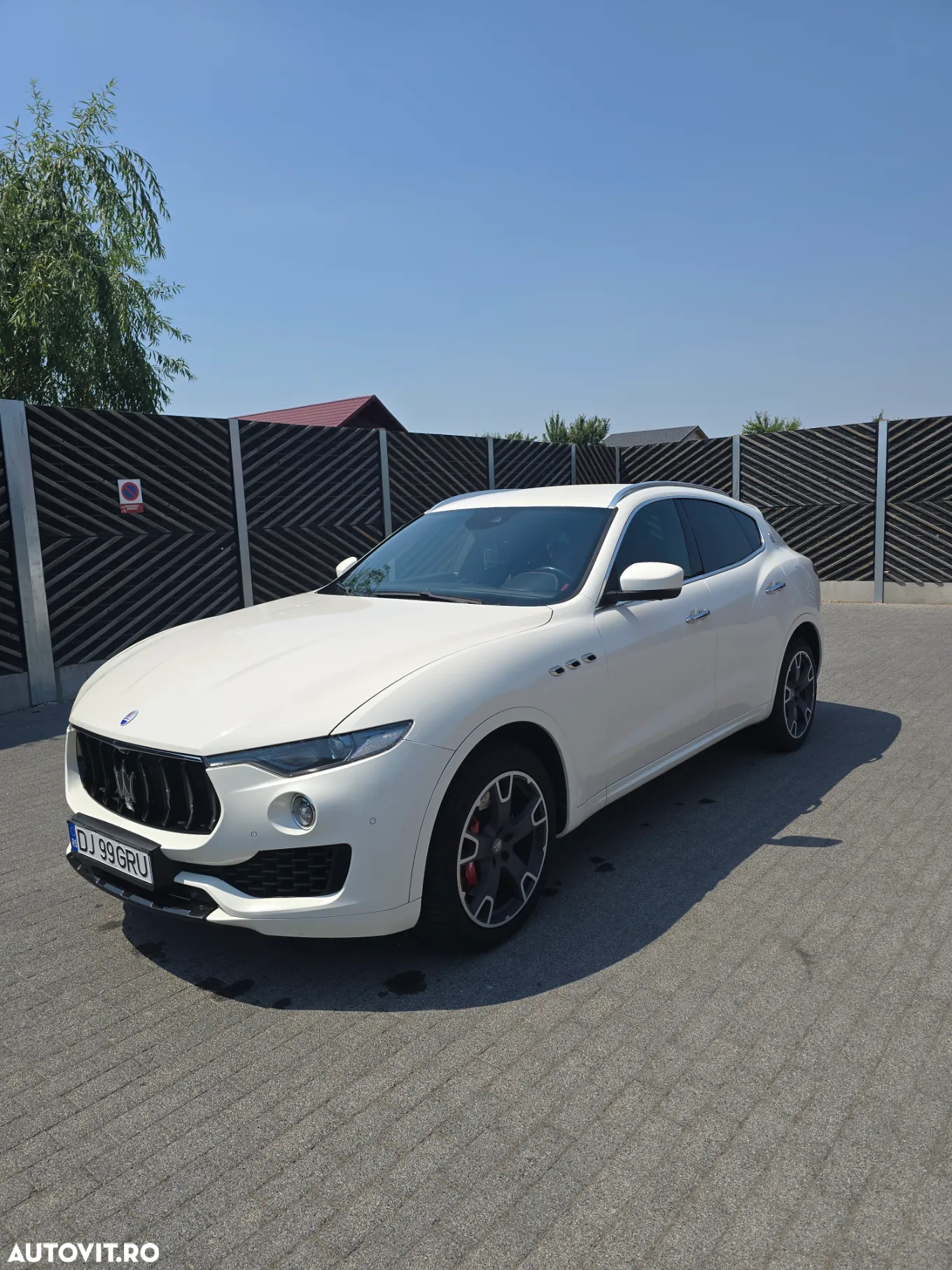 Maserati Levante - 2