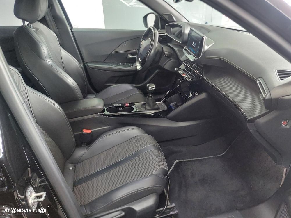 Peugeot 2008 1.2 PureTech GT Line - 45