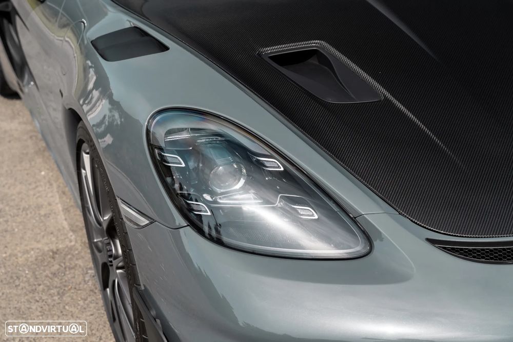 Porsche 718 Cayman GT4 RS - 7