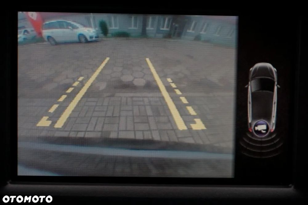 Volvo V40 D3 Summum - 32