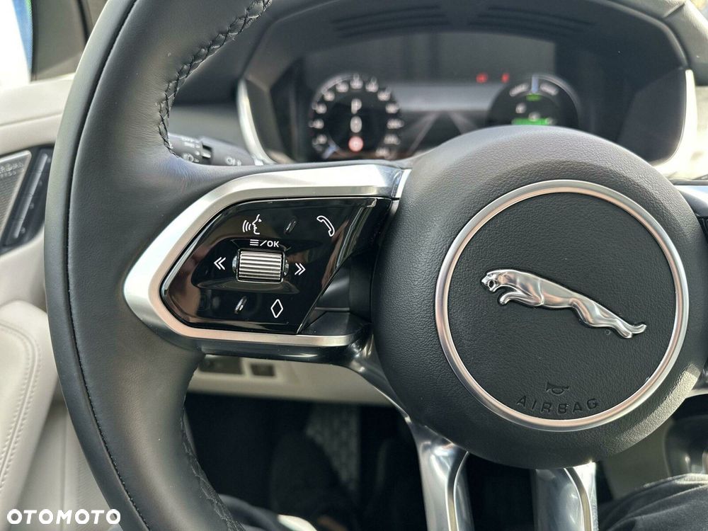 Jaguar I-Pace - 17