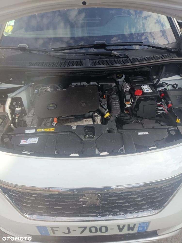 Peugeot 3008 BlueHDi 130 Stop & Start EAT8 Active Business-Paket - 16
