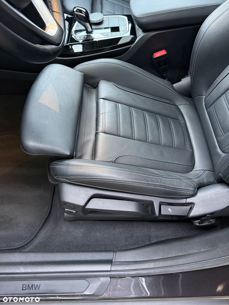 BMW X3 sDrive18d MHEV Luxury Line sport - 22