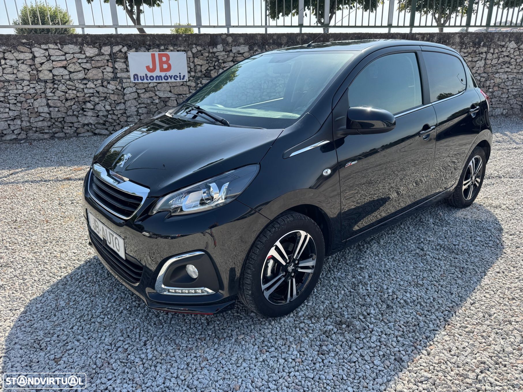 Peugeot 108 - 1