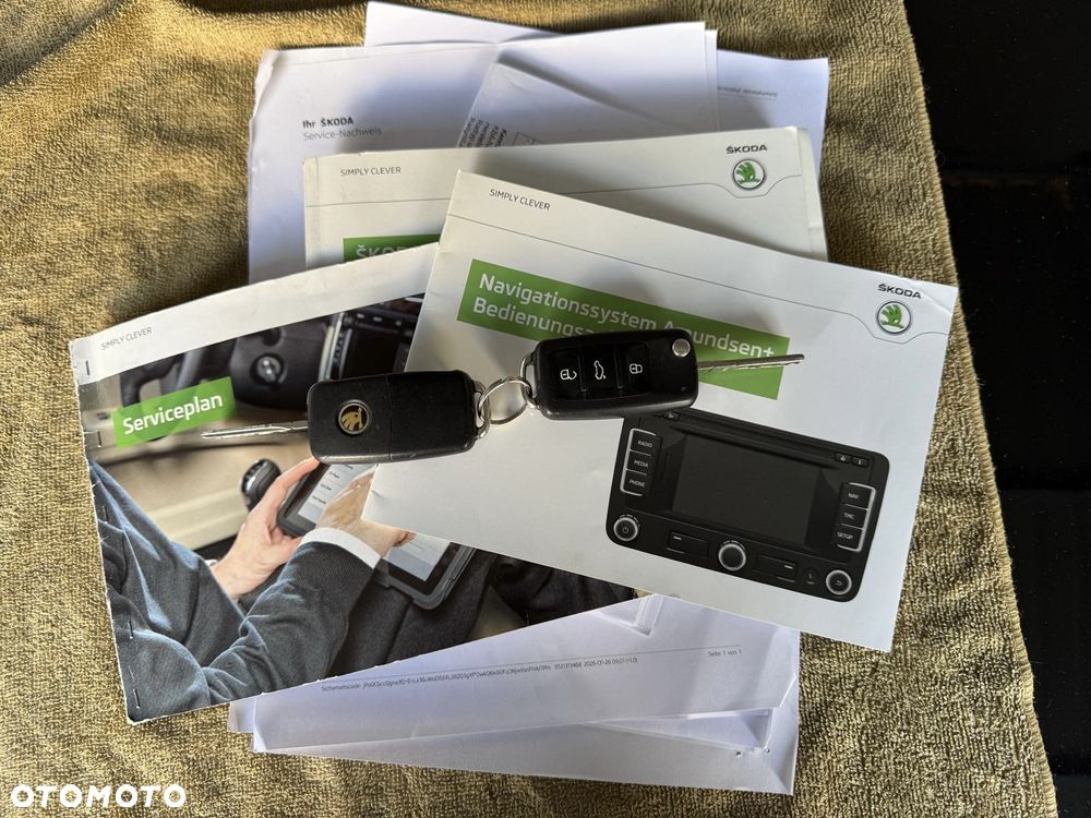 Skoda Superb 2.0 TDI Business DSG - 25