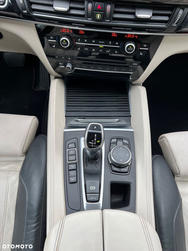 BMW X6 xDrive30d - 15