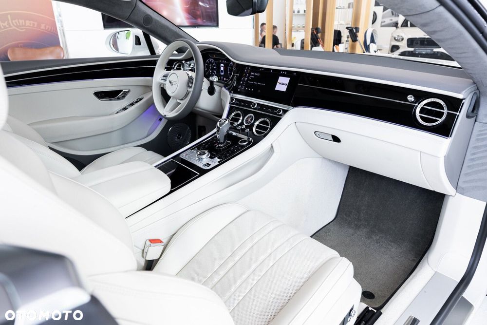 Bentley Continental GT - 34