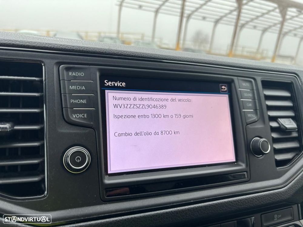 VW Crafter 50/35 2.0 L4 c/frio c/iva - 4