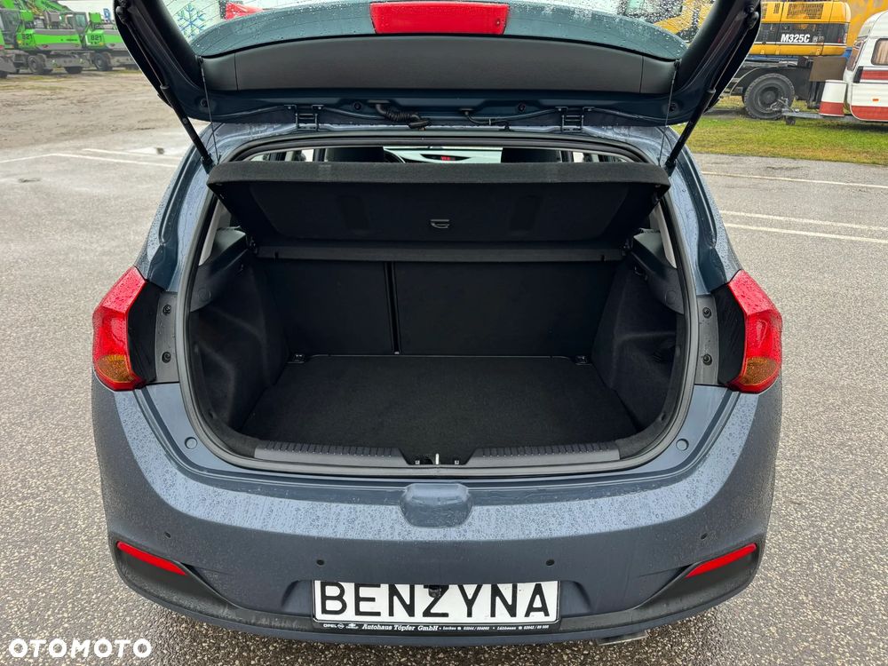 Kia Ceed 1.6 GDI Dream-Team Edition - 7