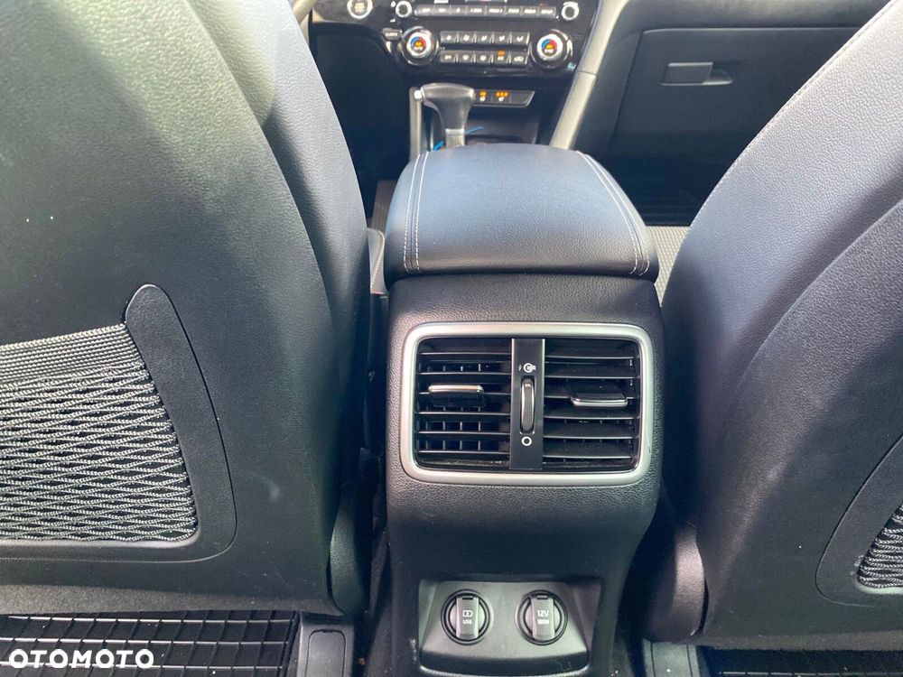 Kia Sportage - 14