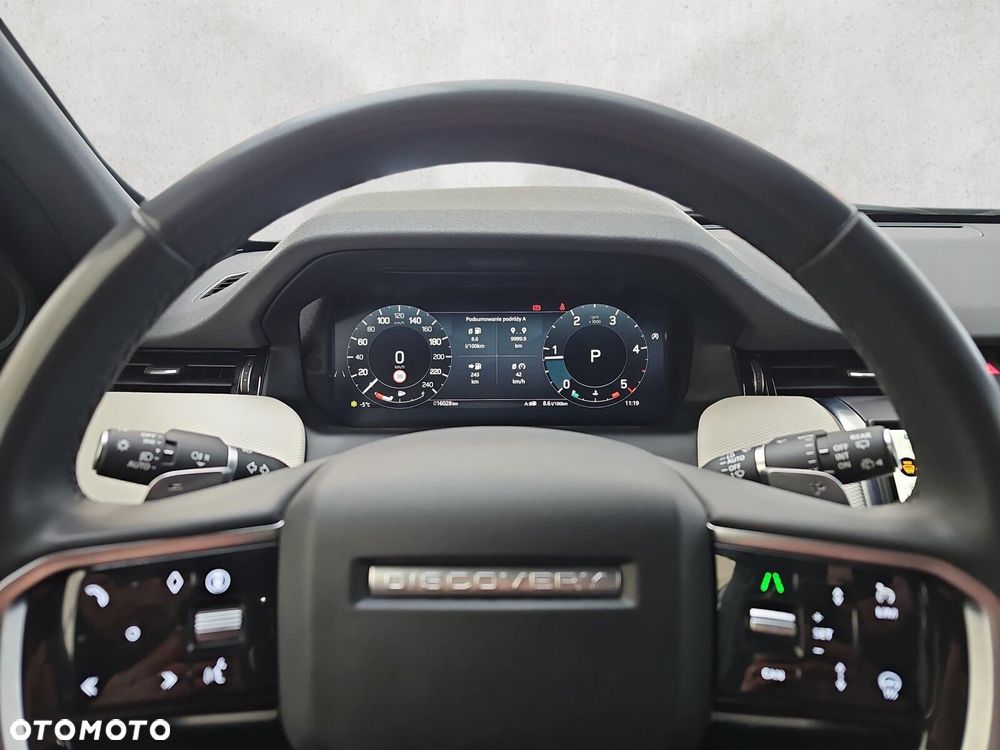 Land Rover Discovery Sport - 17