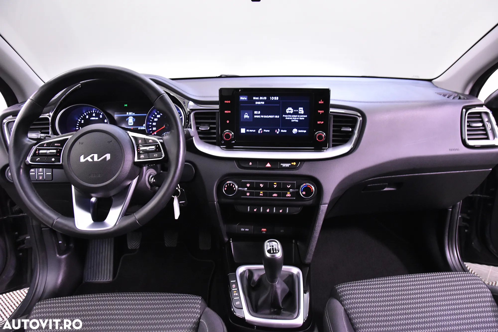 Kia Ceed SW 1.5 T-GDI OPF Vision - 10